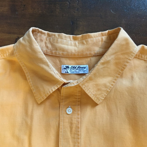 XXL Old Navy Light Orange Short-Sleeve Button-down - Picture 2 of 2